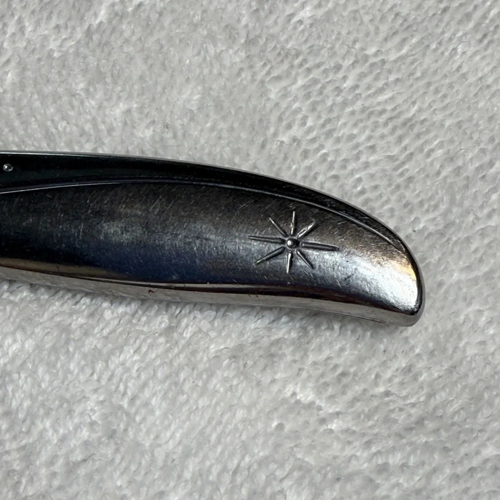 Stainless Steel Star-Accent Butter Knife - Silver